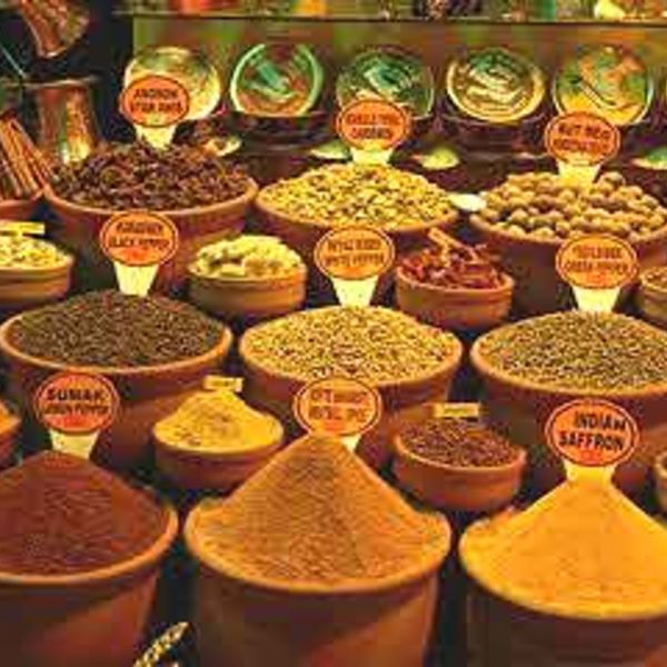 スパイスのことなら福岡市の当店がカレーパウダーも充実