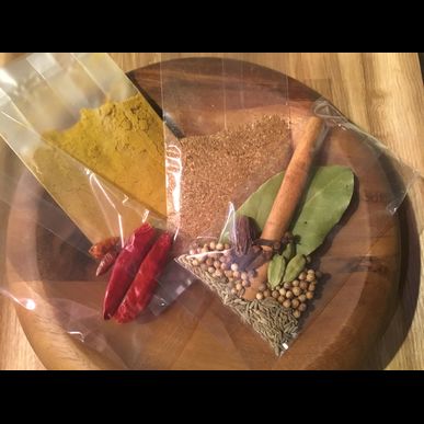 スパイスでお店で食べるカレーを作りたい